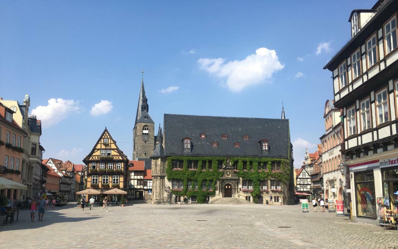 Ferienwohnungen An Der Blasiikirche Quedlinburg Luaran gambar